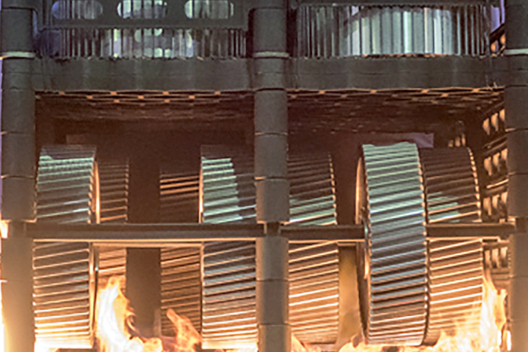 Continuous hardening in furnace atmosphere